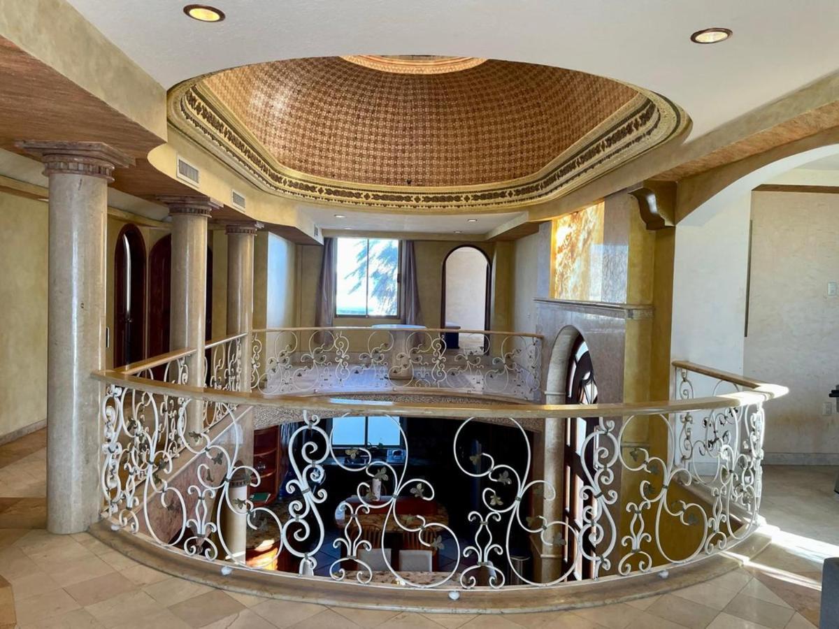 Luxury'S House Villa Rocky Point Exterior photo