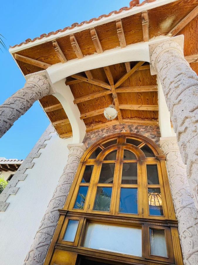 Luxury'S House Villa Rocky Point Exterior photo