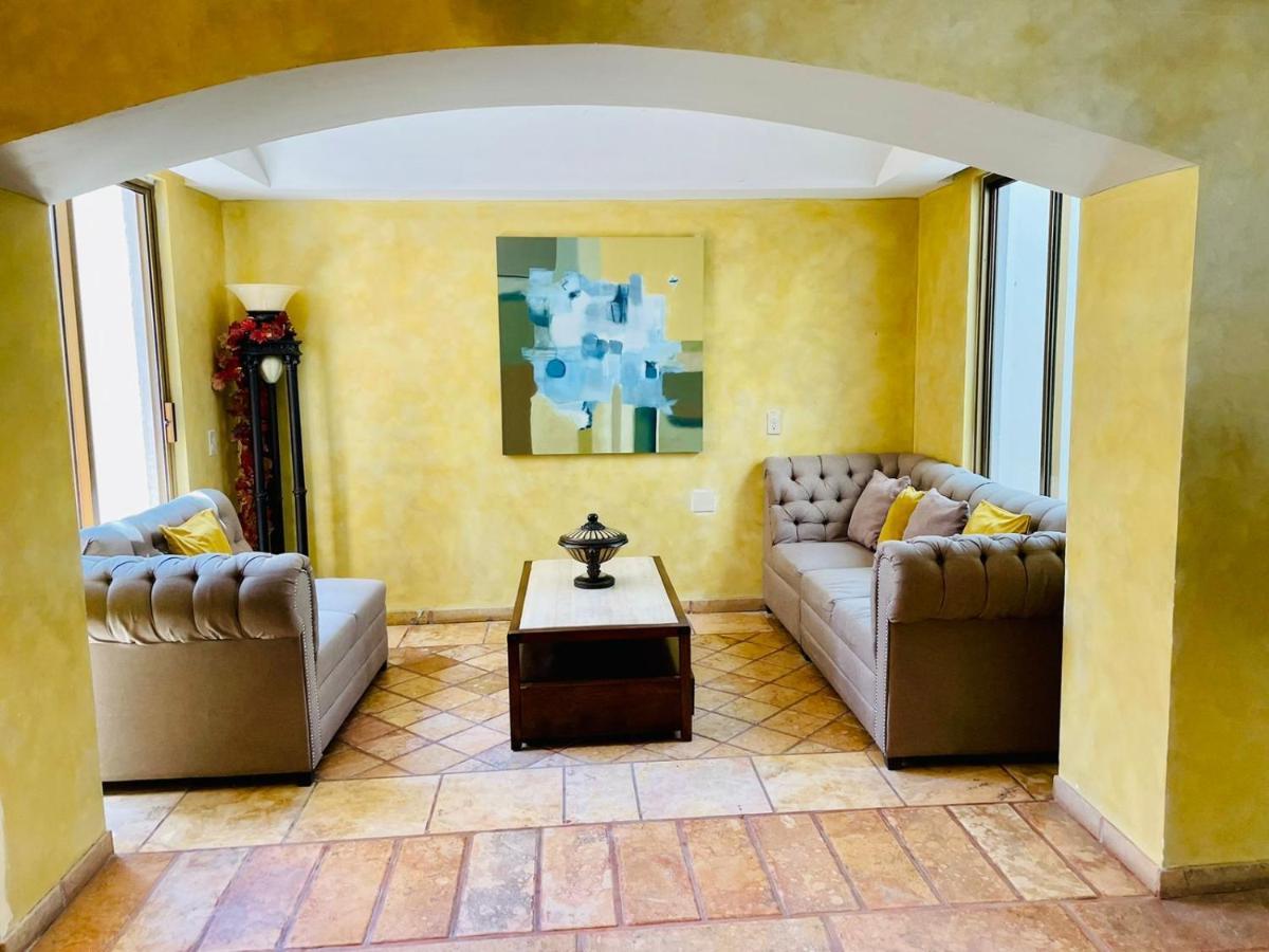 Luxury'S House Villa Rocky Point Exterior photo